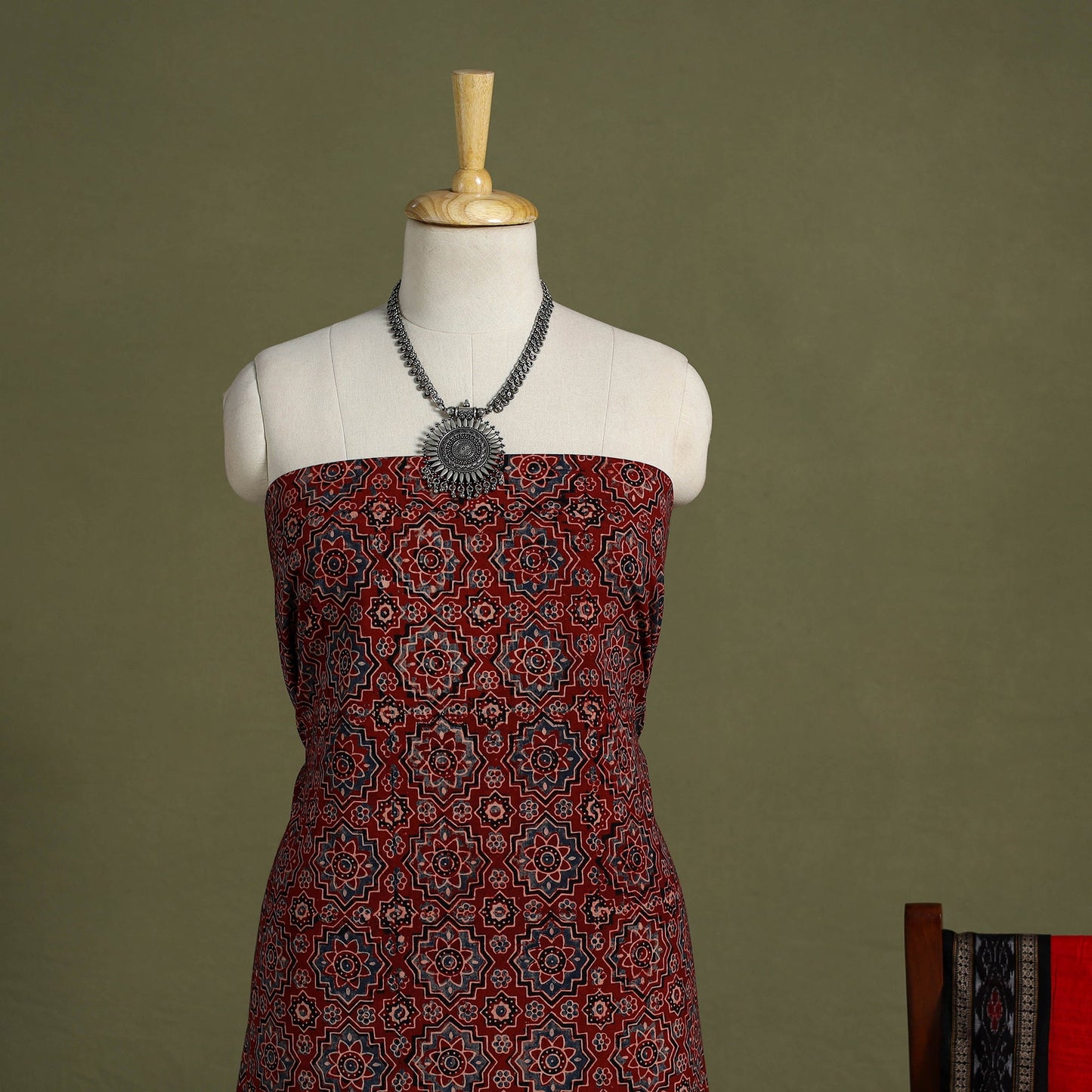 Red - 2pc cotton unstitched kurta with ikat dupatta 09