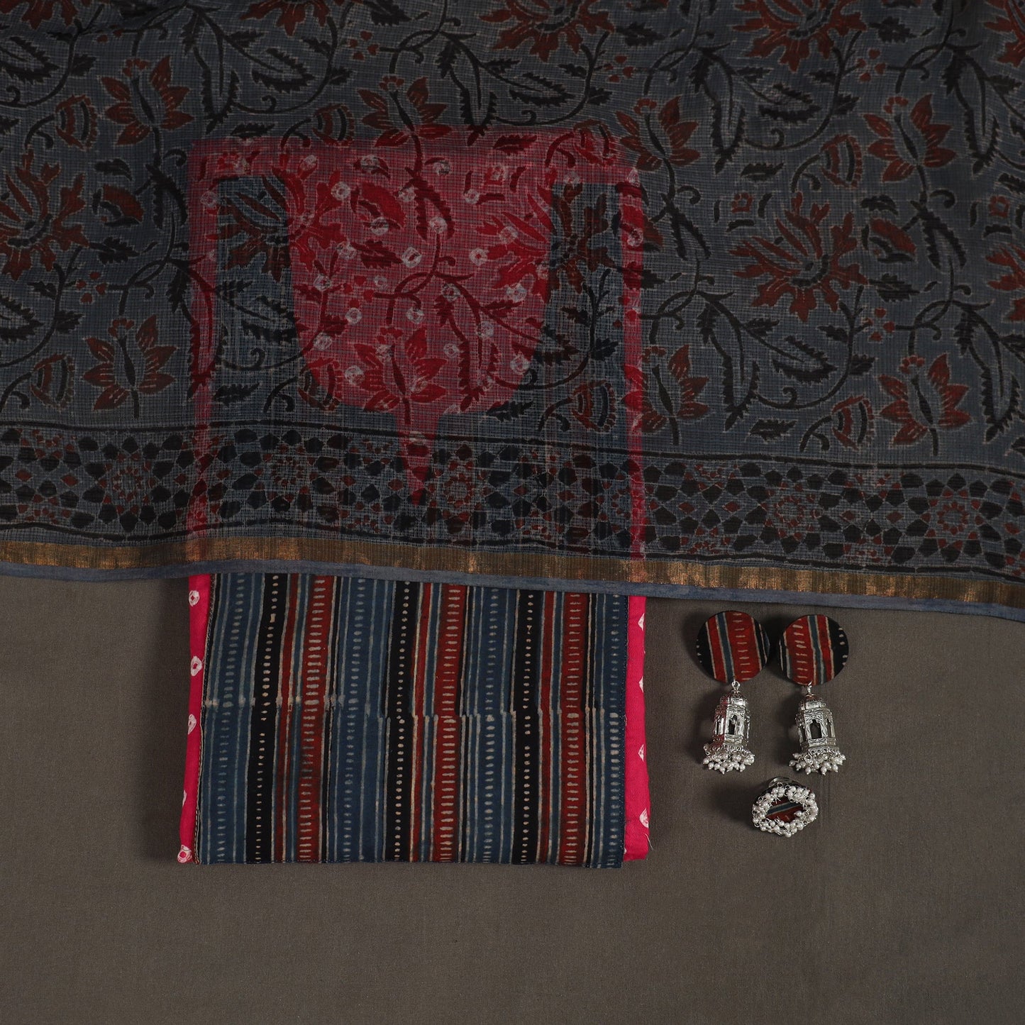 Red 2pc Unstitched Bandhani Dress Material with Jewellery Set