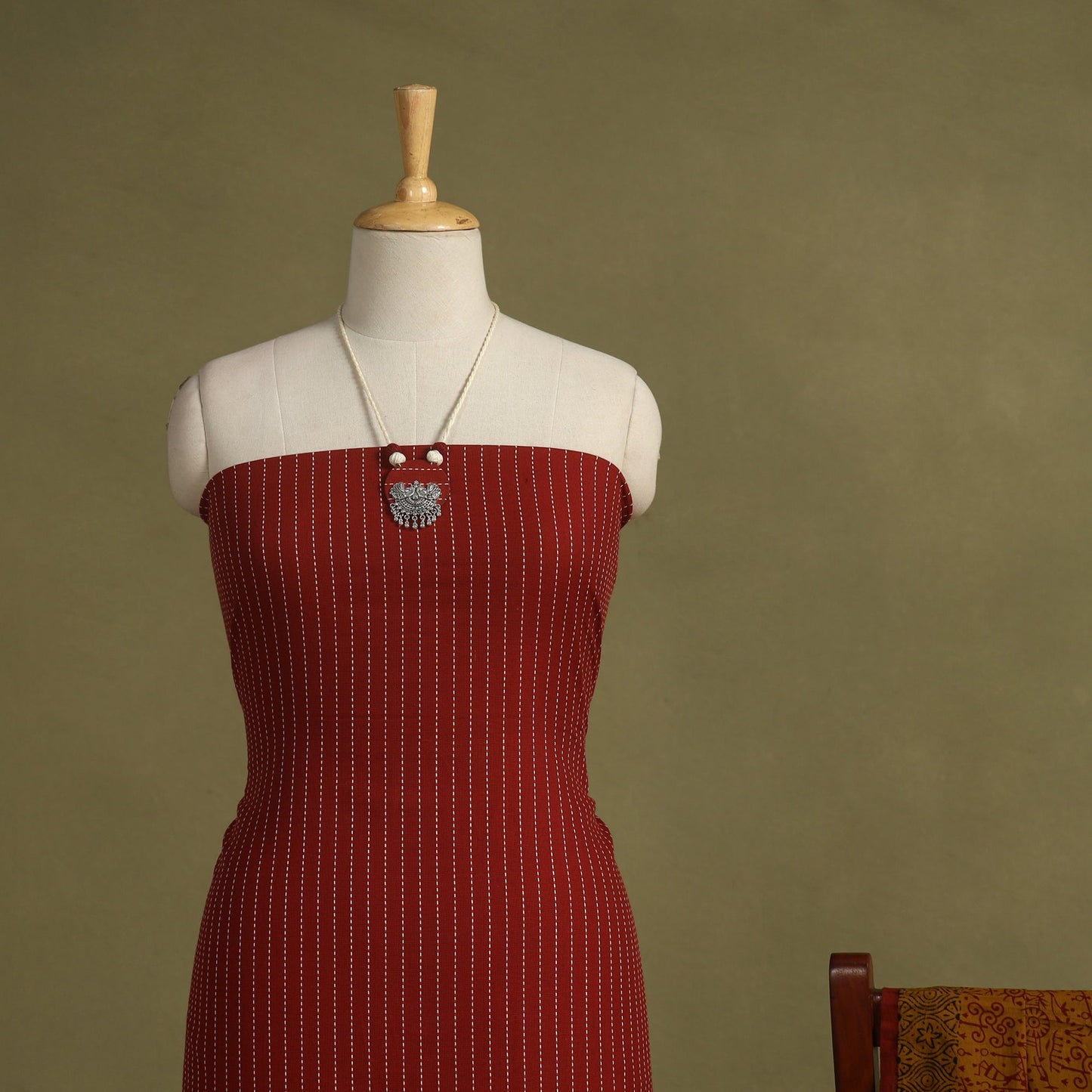 Red 2pc Unstitched Jacquard Dress Material with Jewellery Set