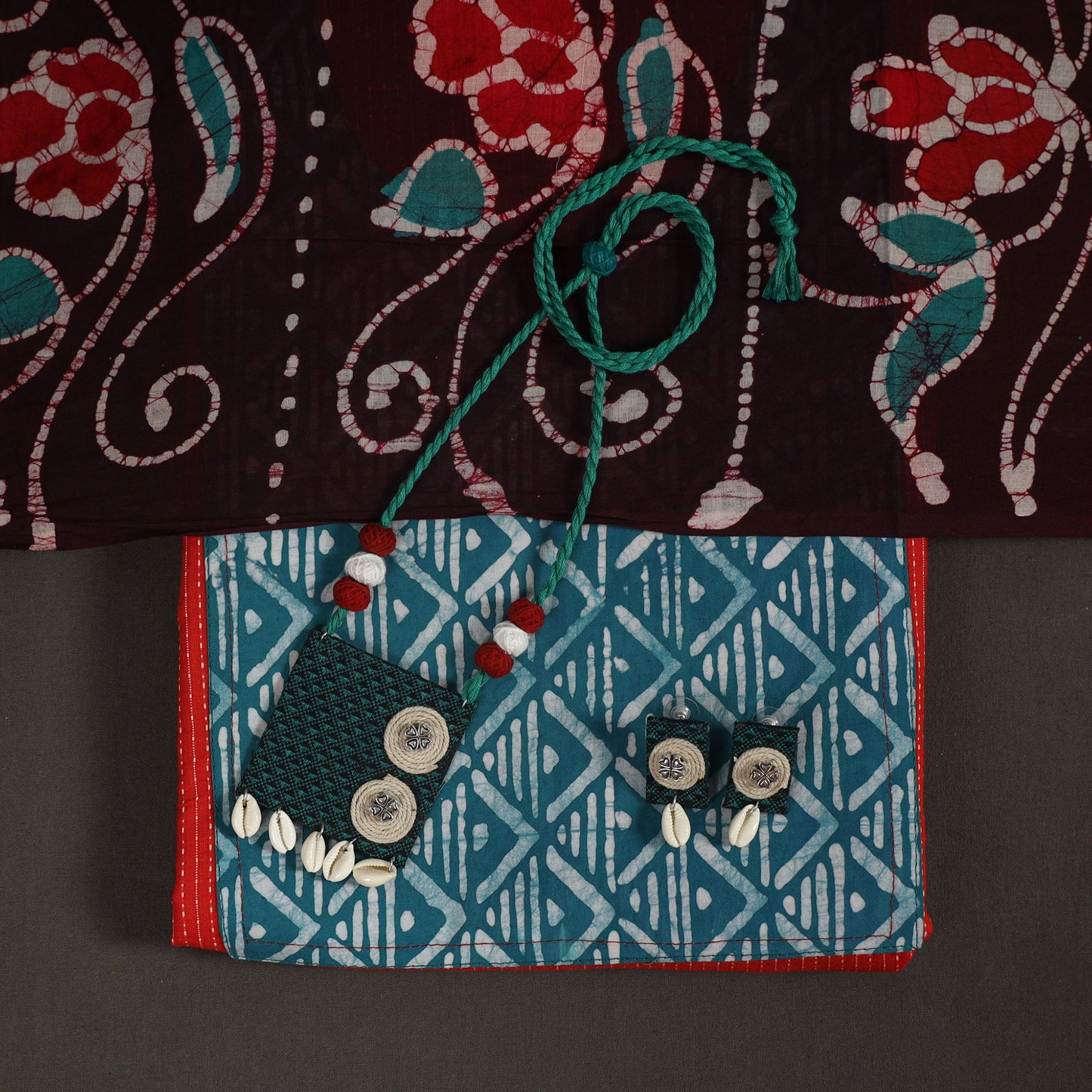 Red - 2pc unstitched plain dress material with jewellery