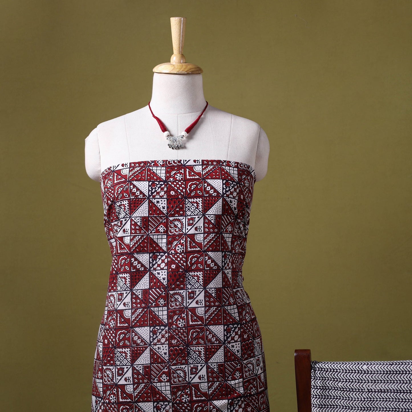 Red - 3pc cotton bagh unstitched dress material