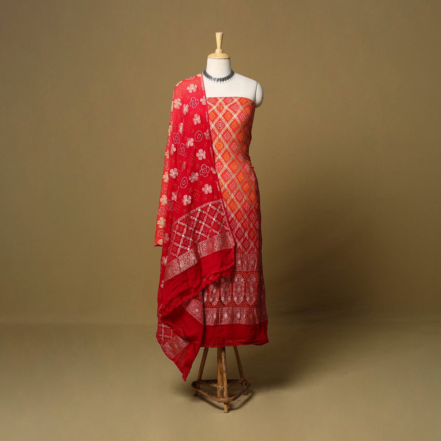 Red - 3pc georgette unstitched heavy zari bandhani &