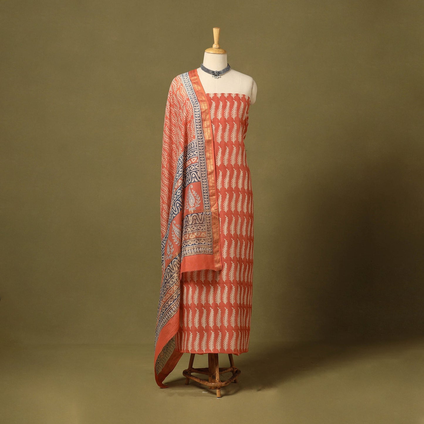 Red 3pc Maheshwari Silk Unstitched Bagh Print Dress Material