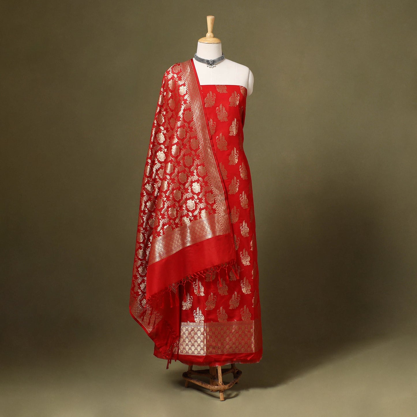 Red - 3pc zari jaal & buti silk banarasi unstitched dress