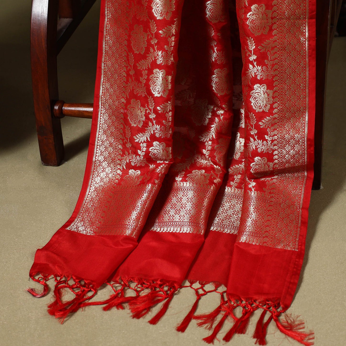 Red - 3pc zari jaal & buti silk banarasi unstitched dress