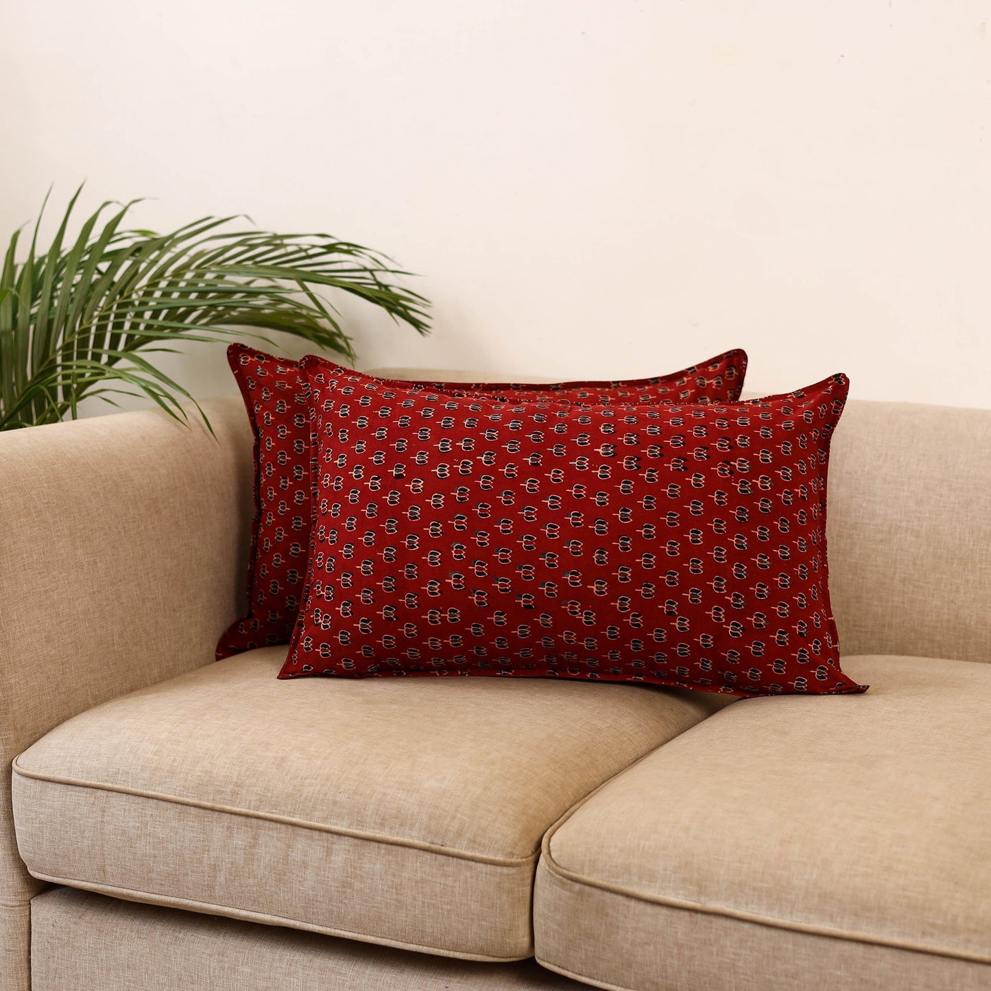 Hand pillow cover (set of 2) 34 - handcrafted