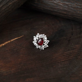 Red - antique silver finish oxidised stone work ring 49