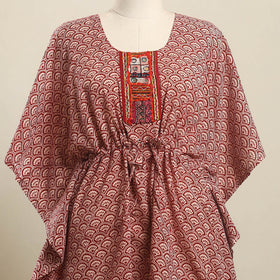 Buy Red Bagh Cotton Kaftan with Desert Thread Embroidery