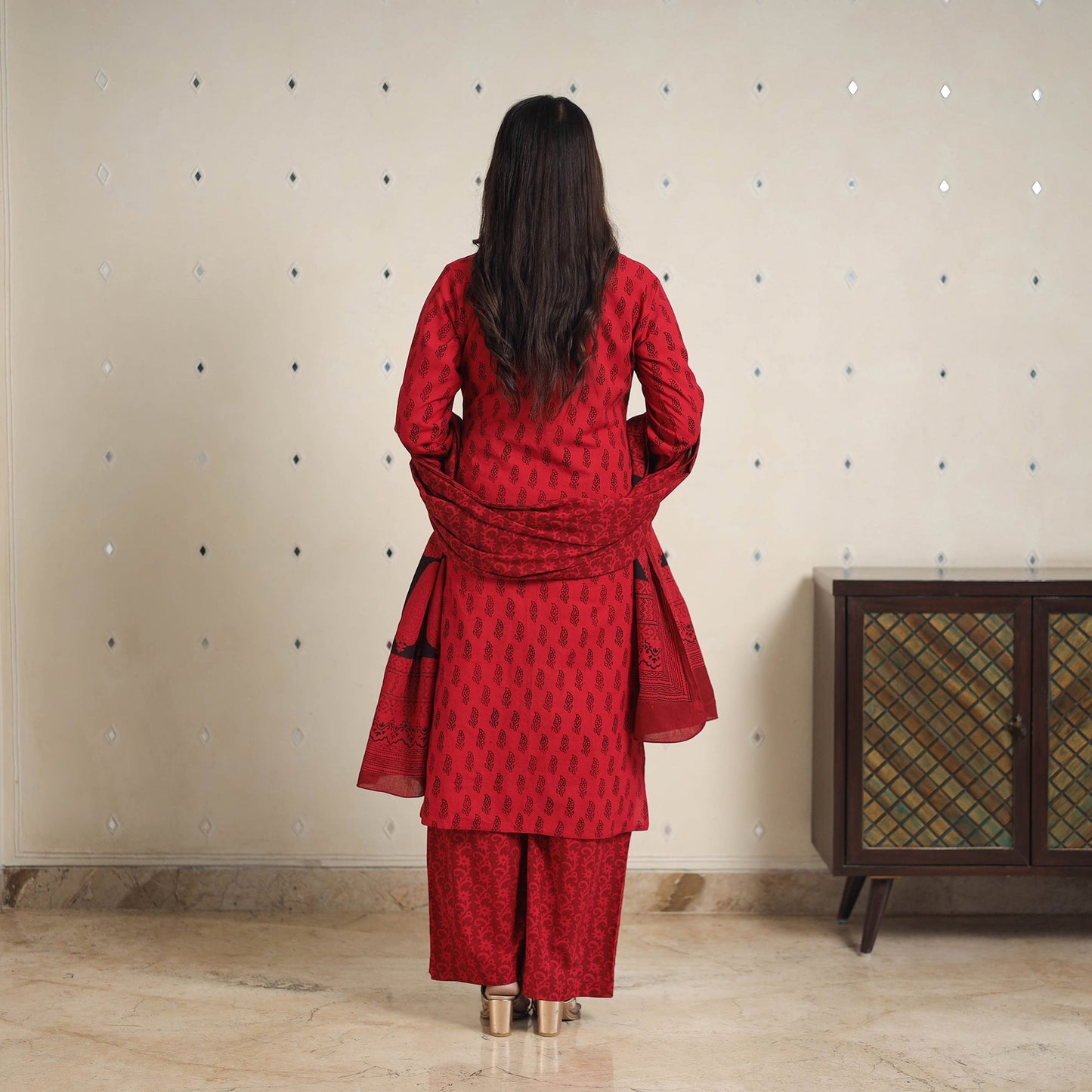 Red - bagh cotton suit set (set of 3) 02 - handcrafted