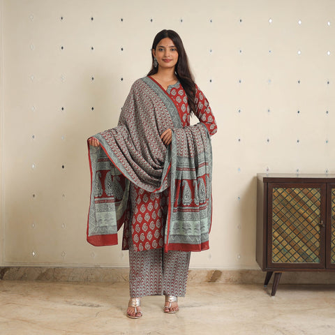 Red - bagh cotton suit set (set of 3) 07 - handcrafted