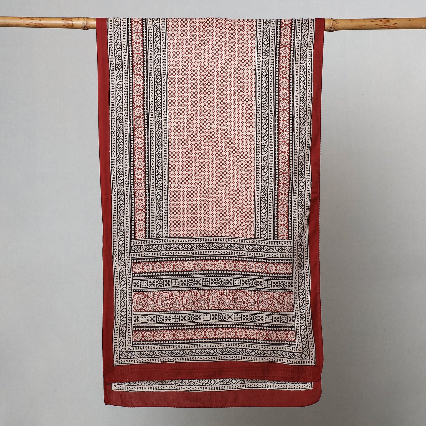  Bagh Hand Block Printed Cotton Stole Online at iTokri.com