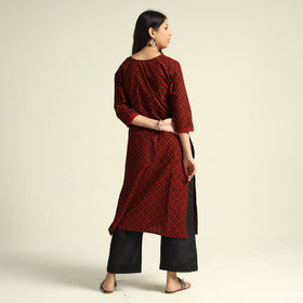 Buy Bagh Block Printing Cotton Kurta with Palazzo & Dupatta Set Online at iTokri.com
