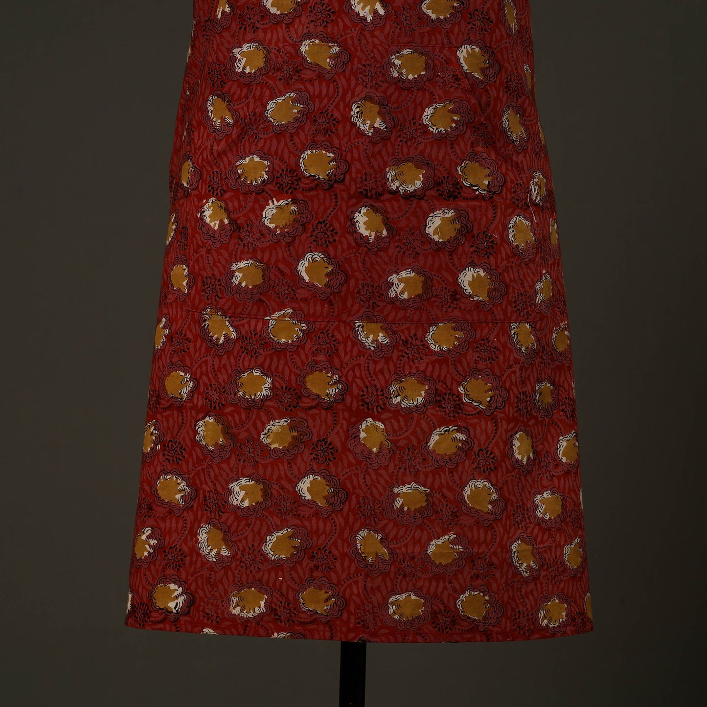 Red - bagru cotton apron with pocket 18 - handcrafted