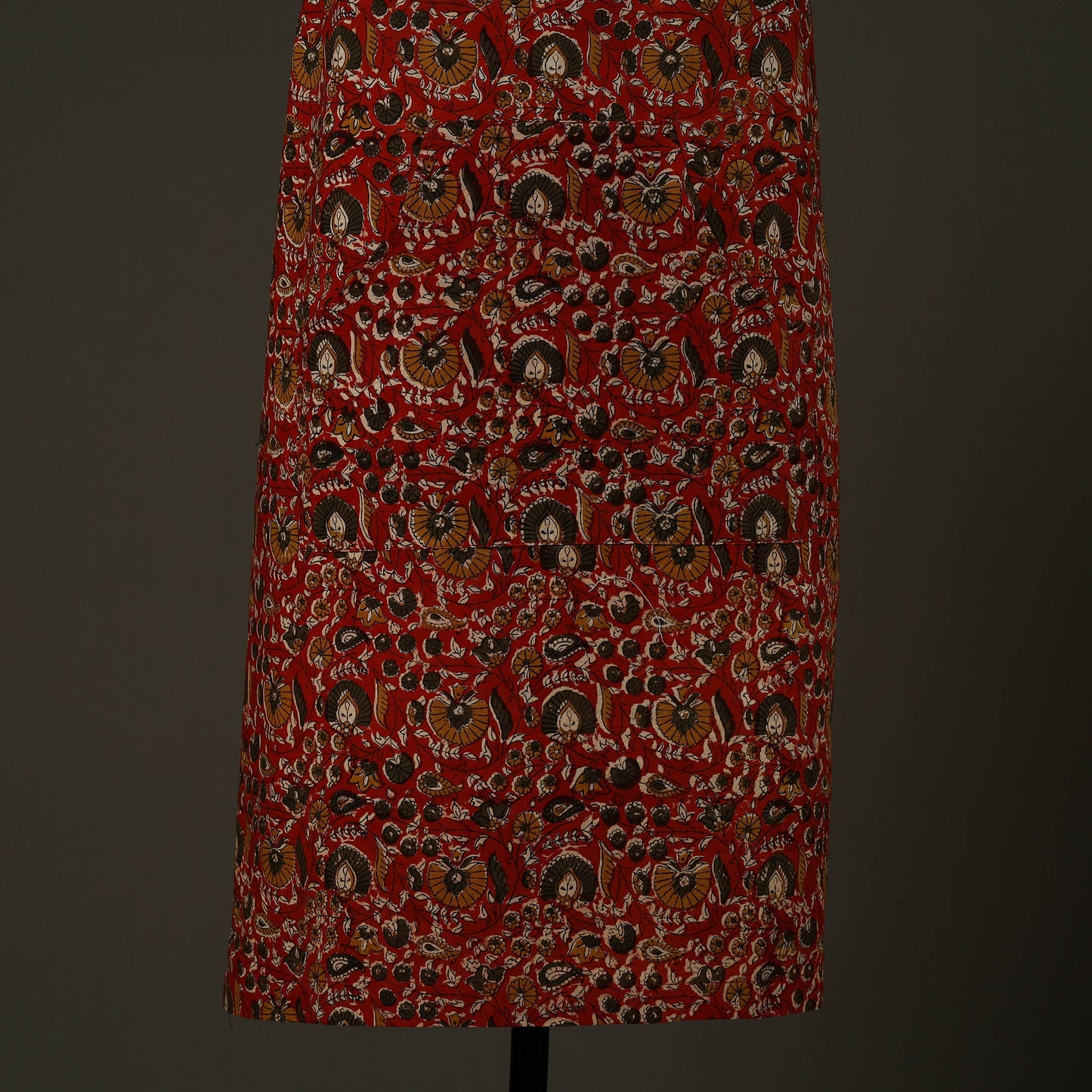 Red - bagru cotton apron with pocket 19 - handcrafted