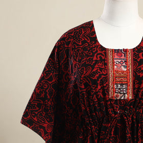 Buy Red Batik Cotton Kaftan with Desert Embroidery