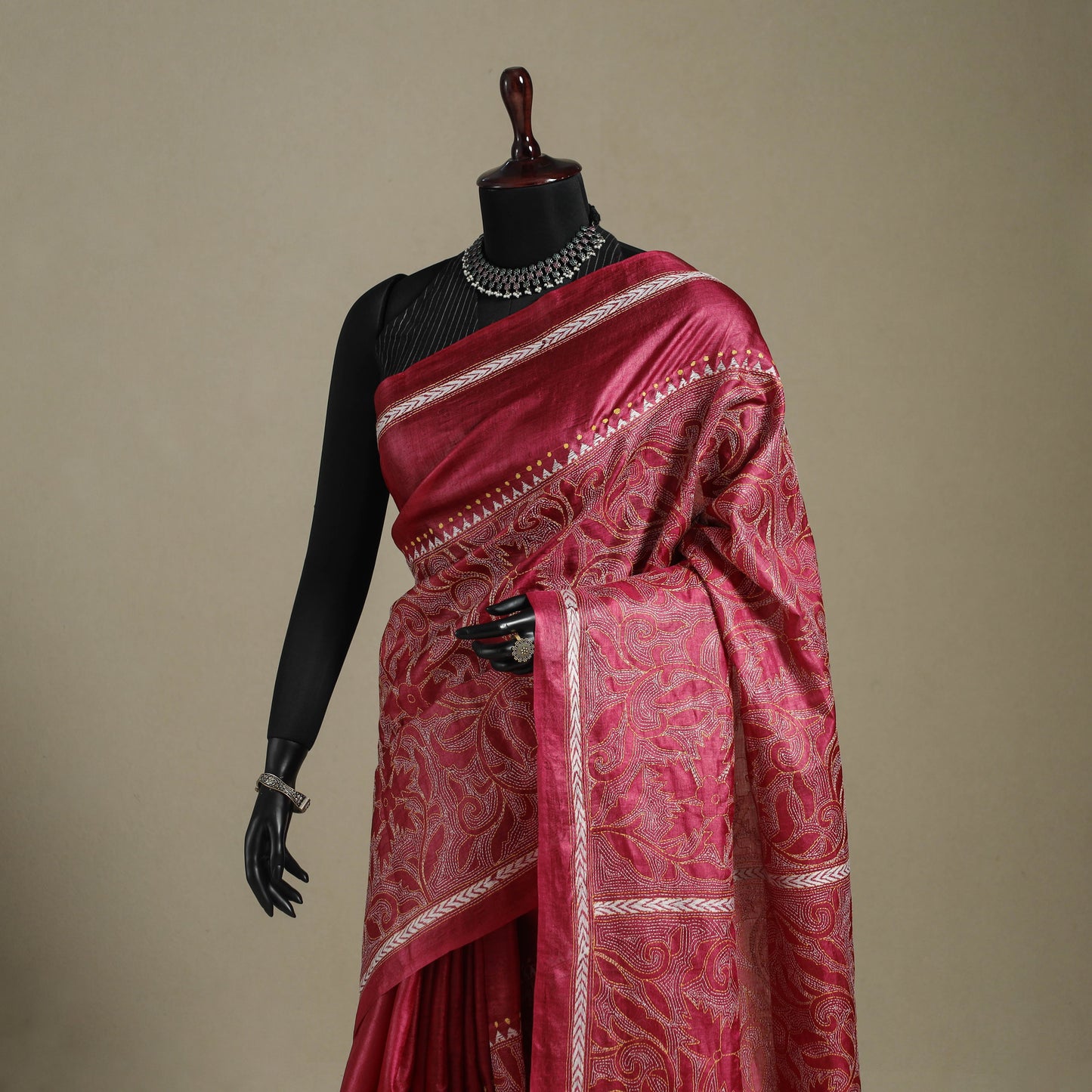 Red - bengal hand embroidery tussar silk handloom kantha