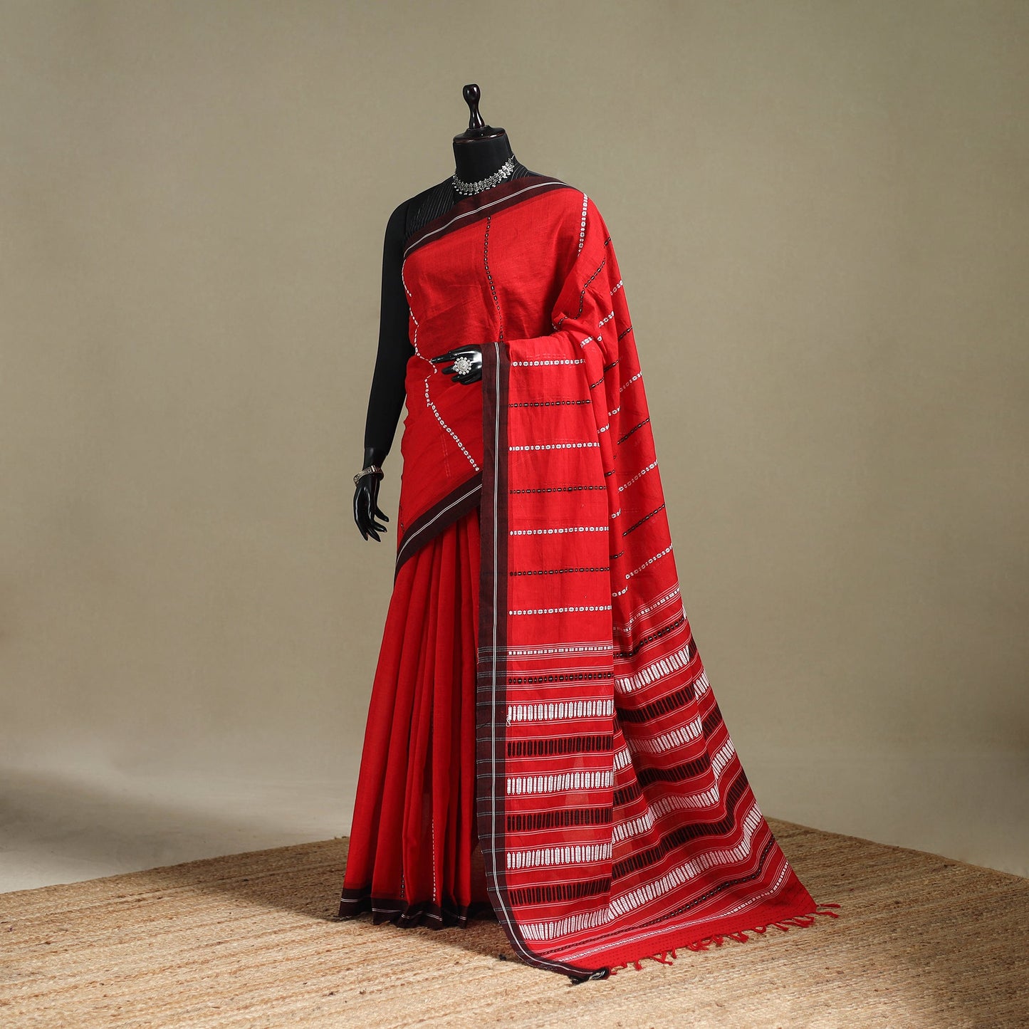Red - bengal handwoven cotton begumpuri saree 17