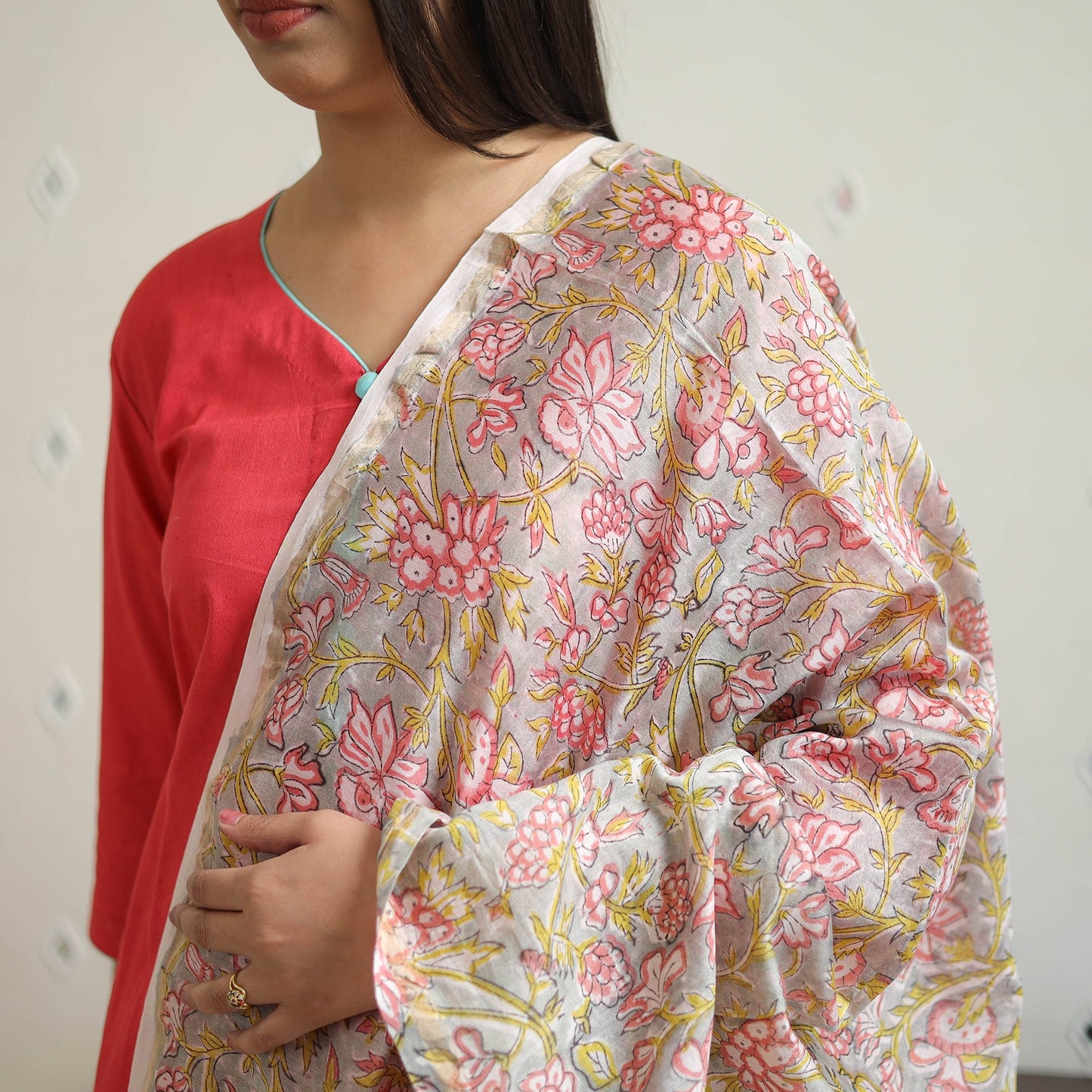  Red Tussar Dupion Silk Handloom Plain Kurta Set 