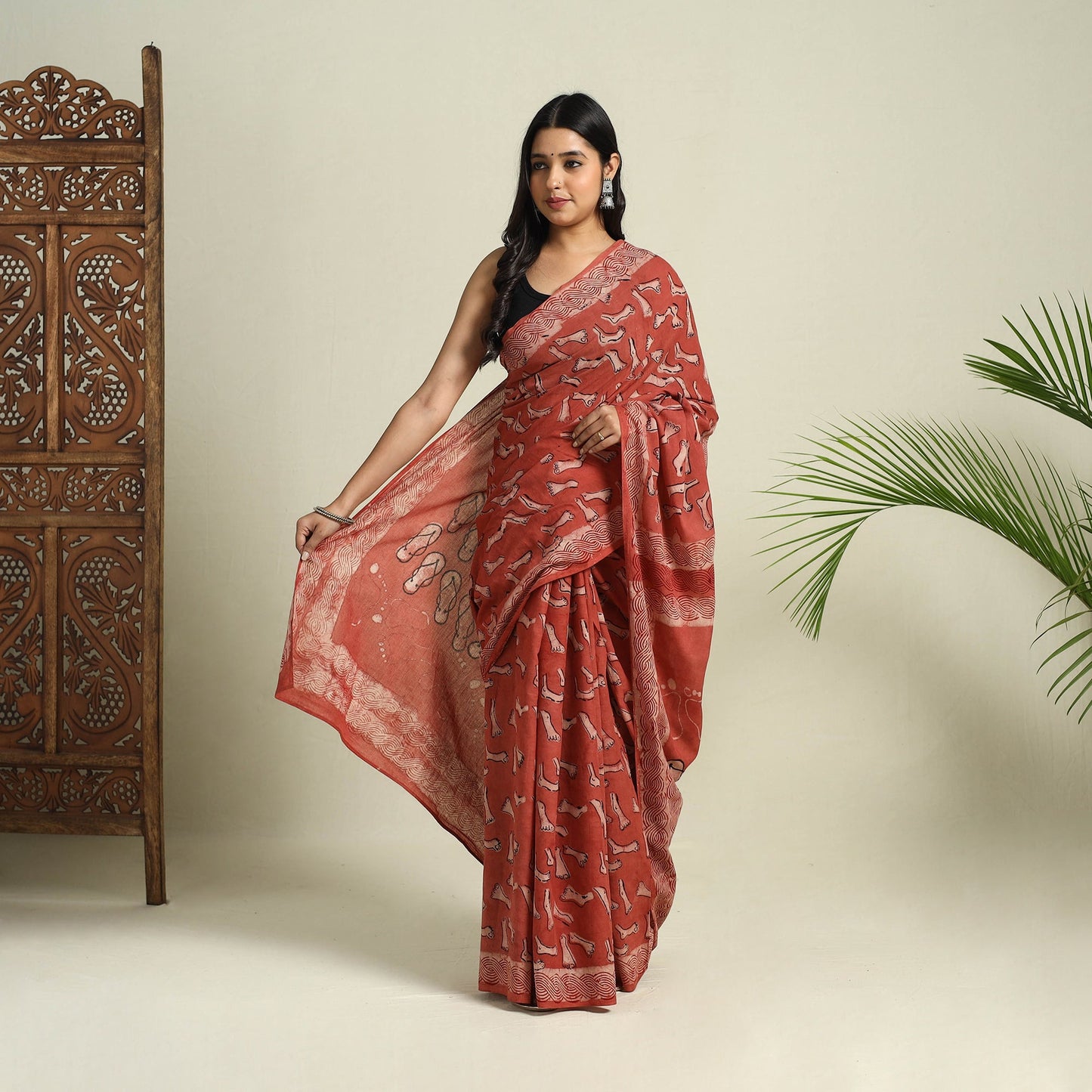 Buy Red Bindaas Art Natural Dyed Cotton Block Print Saree