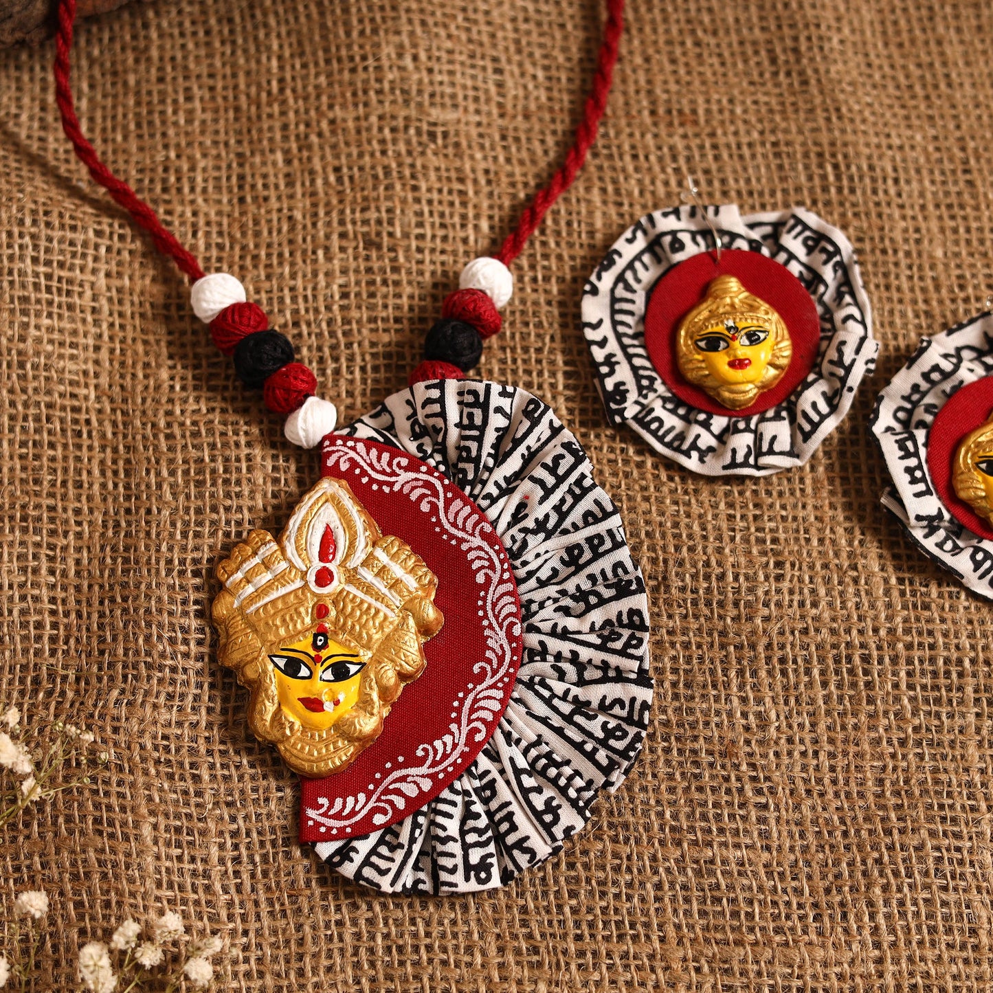 Red - bishnupur handpainted fabart clay maa durga necklace