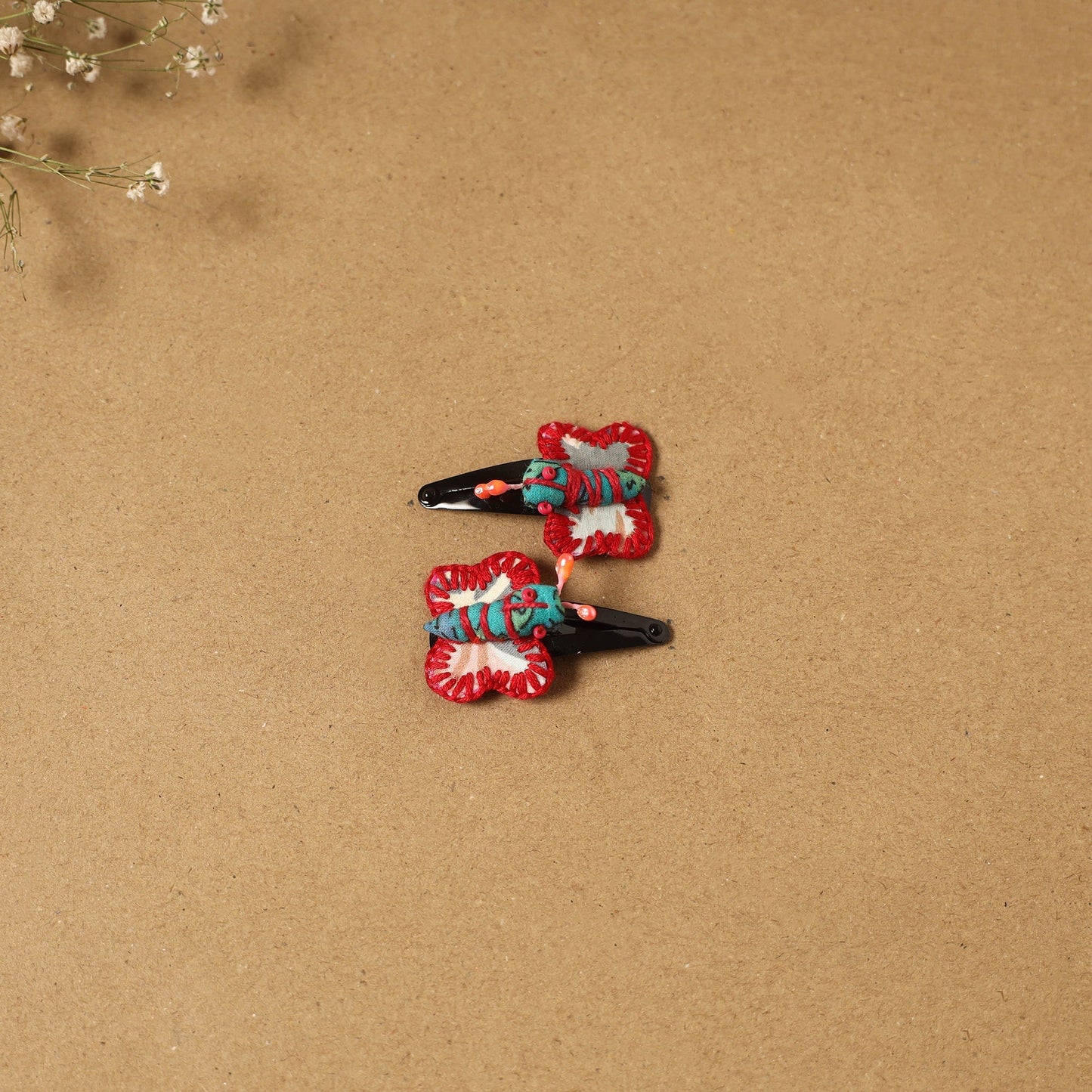 Fab artwork tik-tak hair clip for kids (set of 2) 15