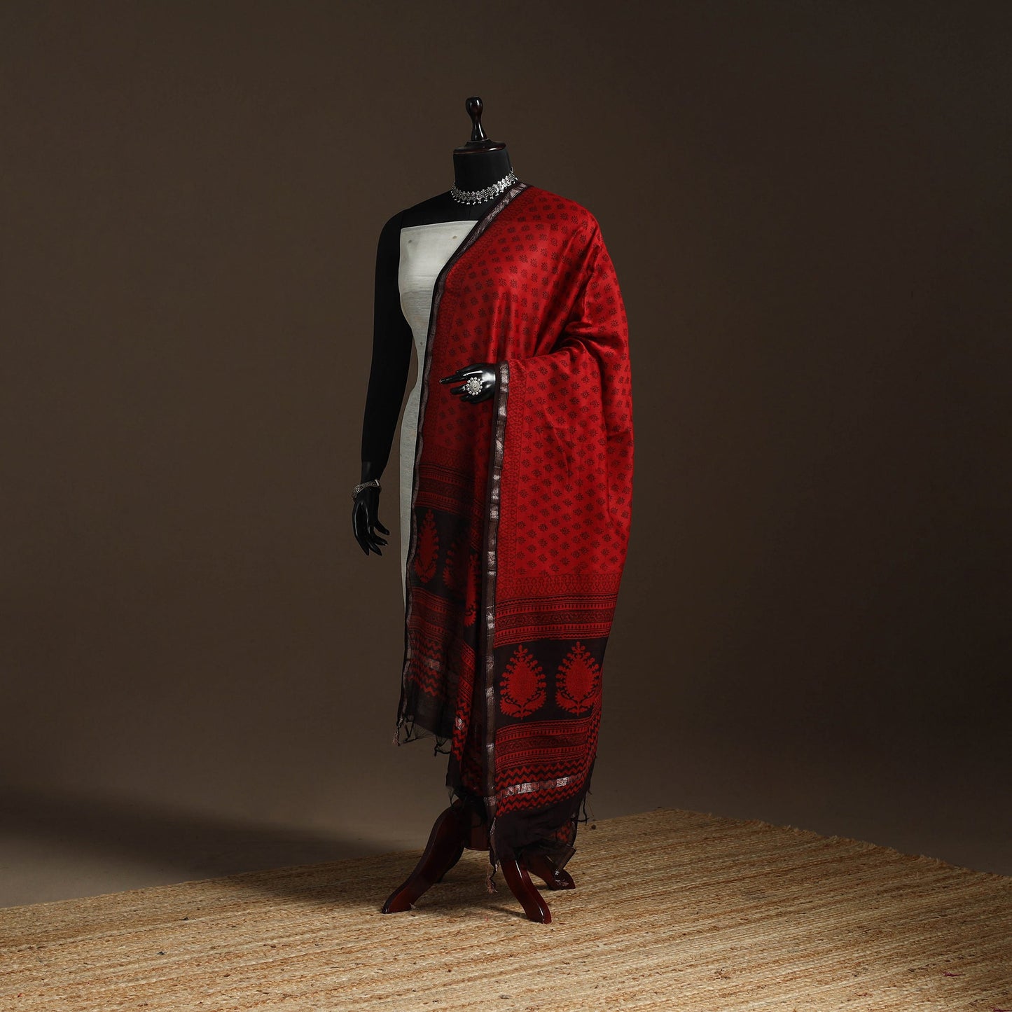 Chanderi silk bagh natural dyed dupatta with zari border 04