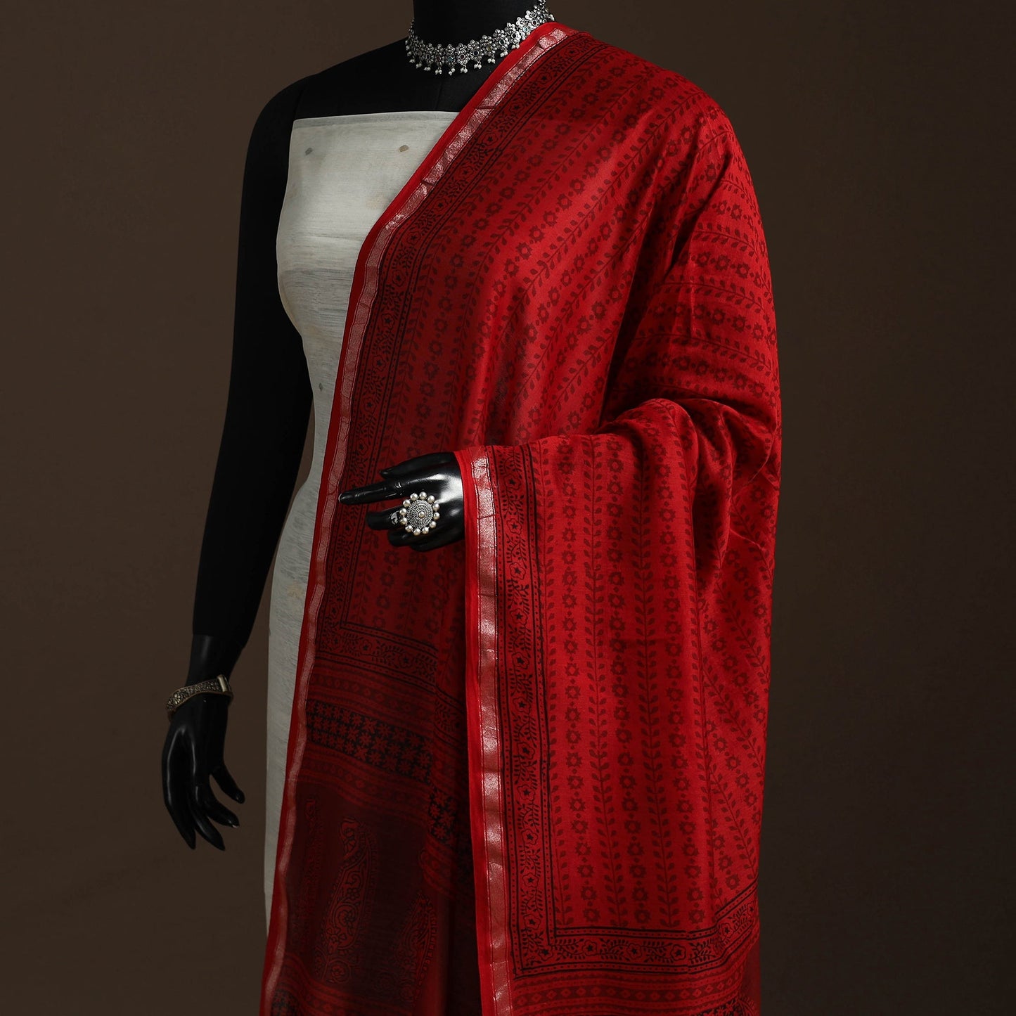 Chanderi silk bagh natural dyed dupatta with zari border 06