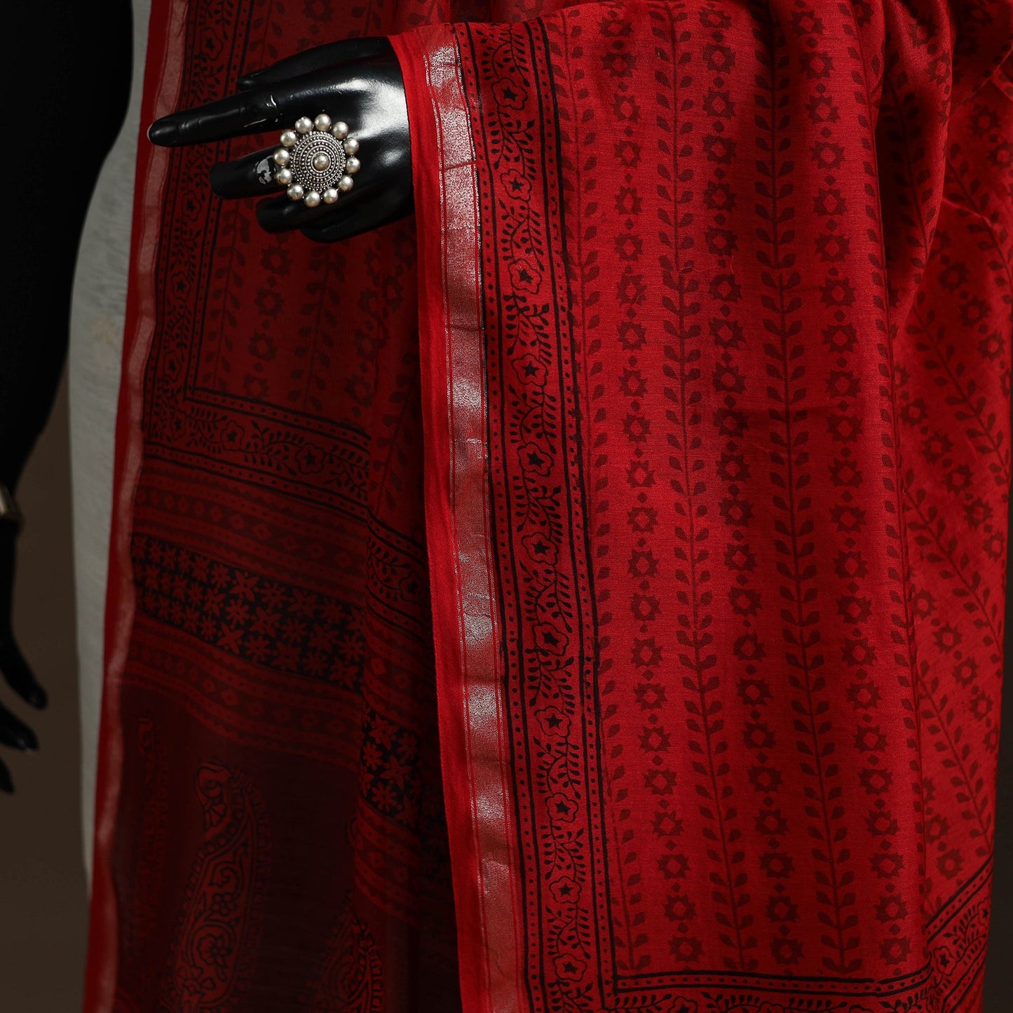 Chanderi silk bagh natural dyed dupatta with zari border 06