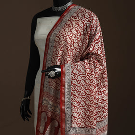 Chanderi silk bagh natural dyed dupatta with zari border 08