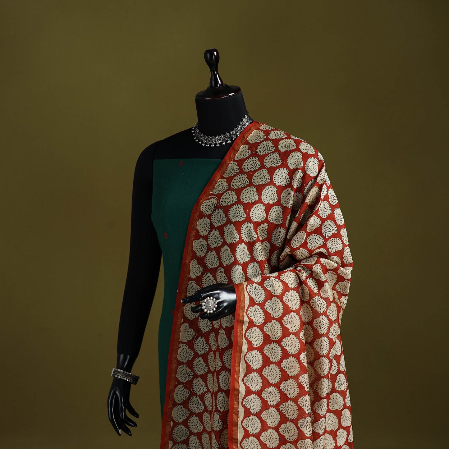 Red - chanderi silk hand bagru dupatta 06 - handcrafted