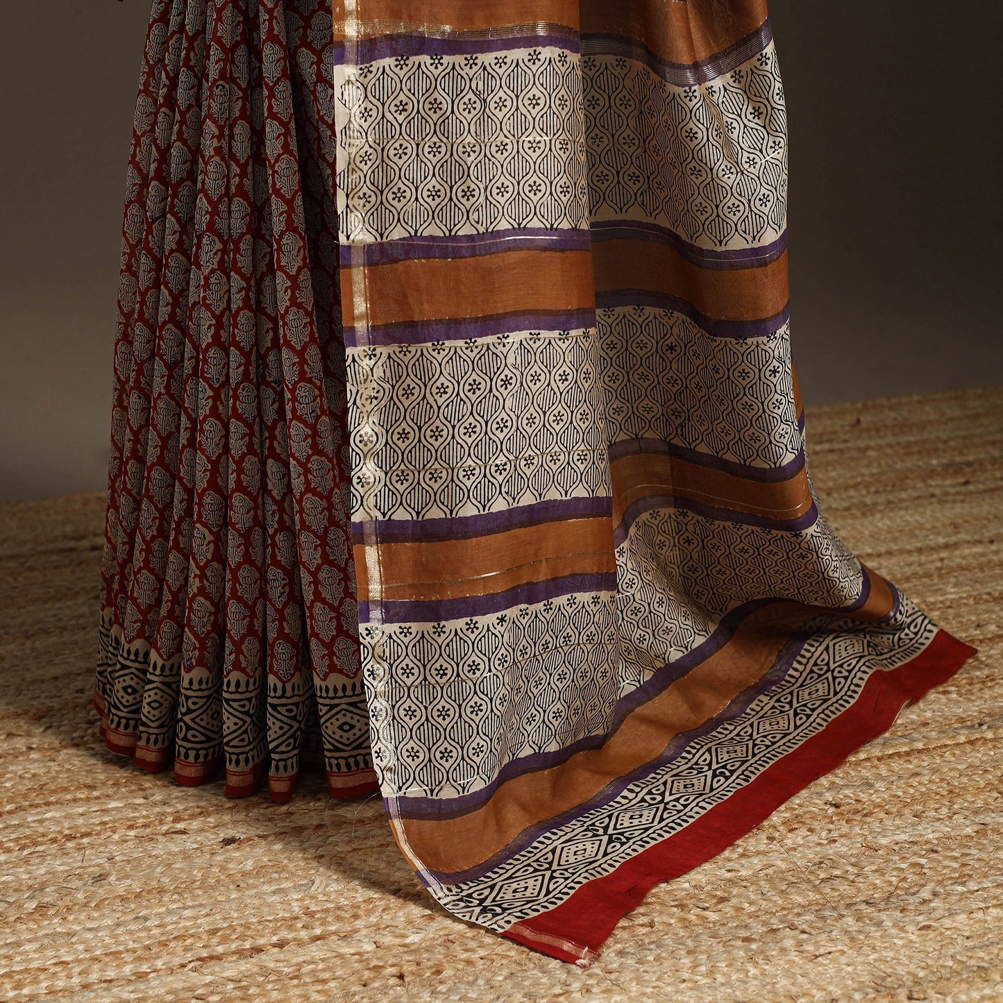 Chanderi silk hand bagru saree with zari border 05