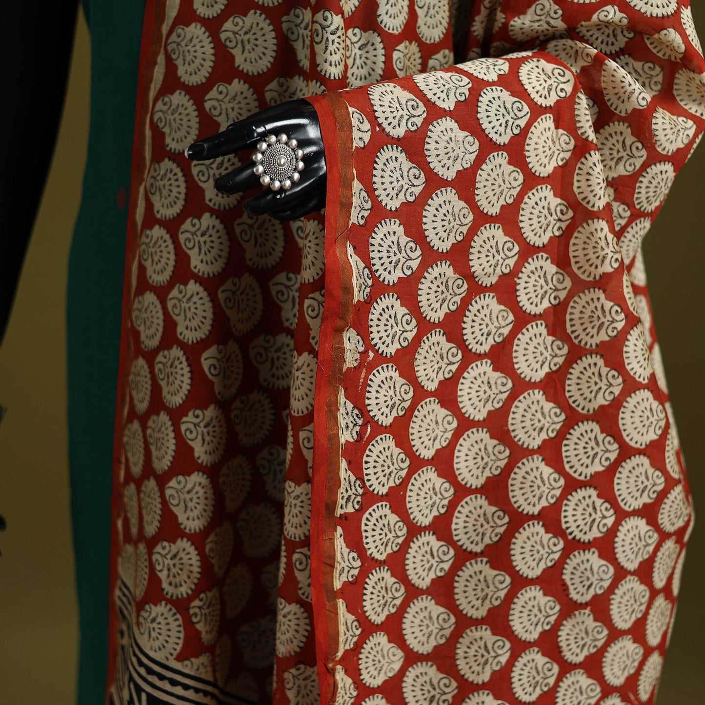 Red - chanderi silk hand bagru dupatta with zari border 22