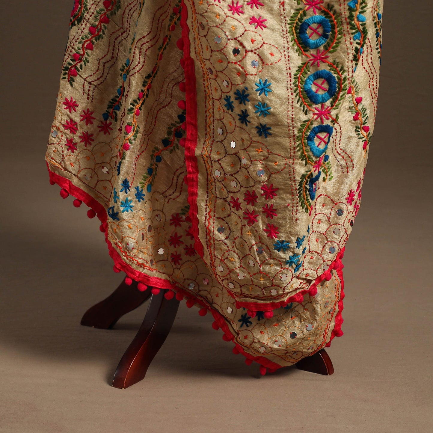 Red - chanderi silk hand embroidery phulkari dupatta 22