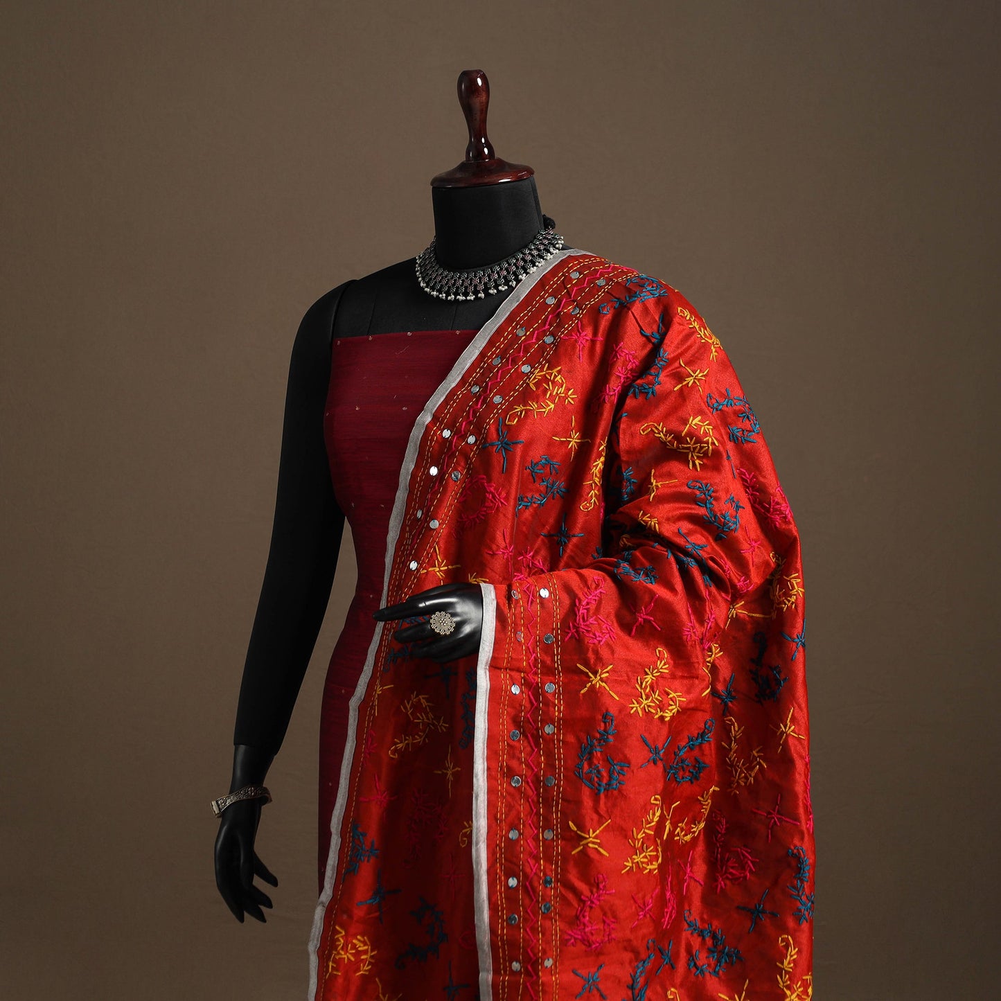 Red - chanderi silk hand embroidery phulkari dupatta 35