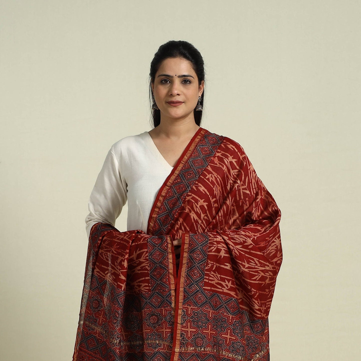 Red - chanderi silk handloom dupatta 09 - handcrafted