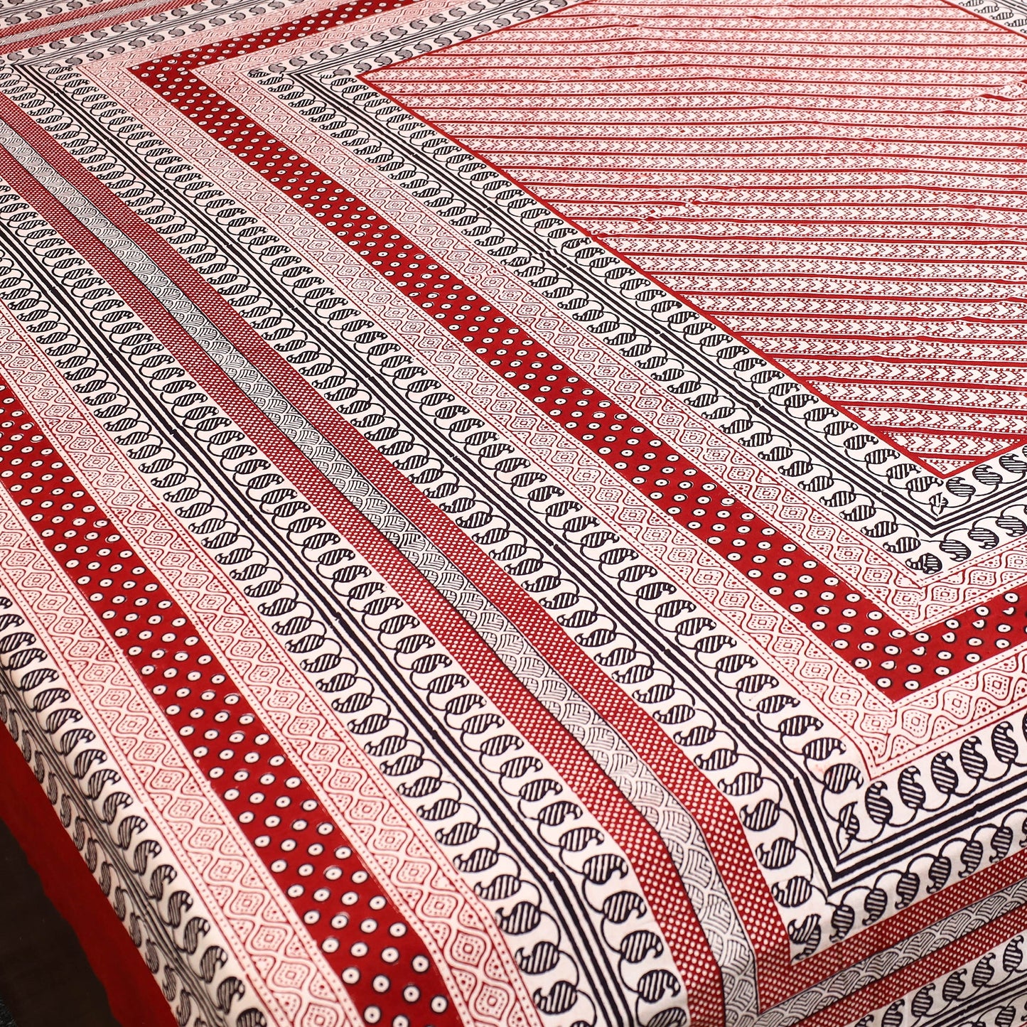 Block Print Cotton Bagh Double Bed Sheet (108 x 90 in) 01