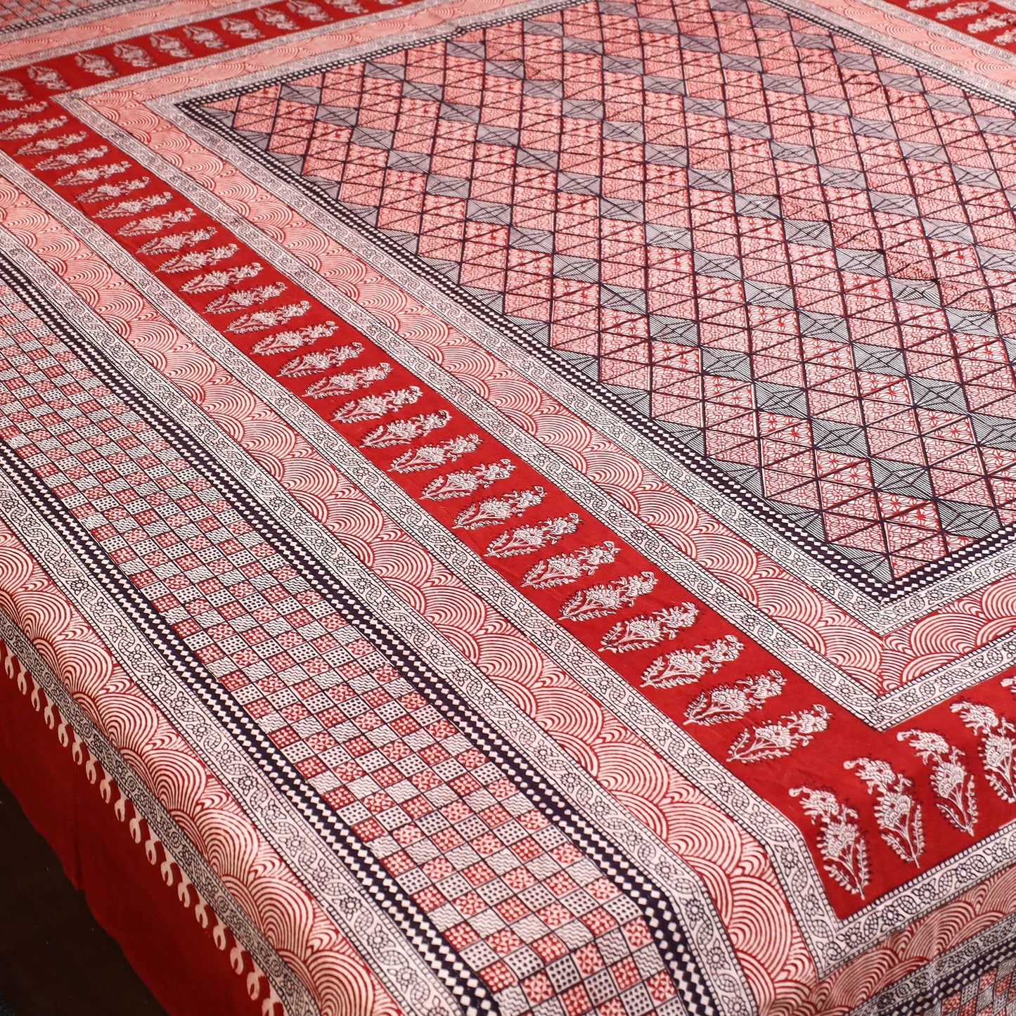  Red Block Print Cotton Bagh Double Bed Sheet Online