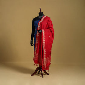 Red - cotton buti jacquard dupatta with thread border 09