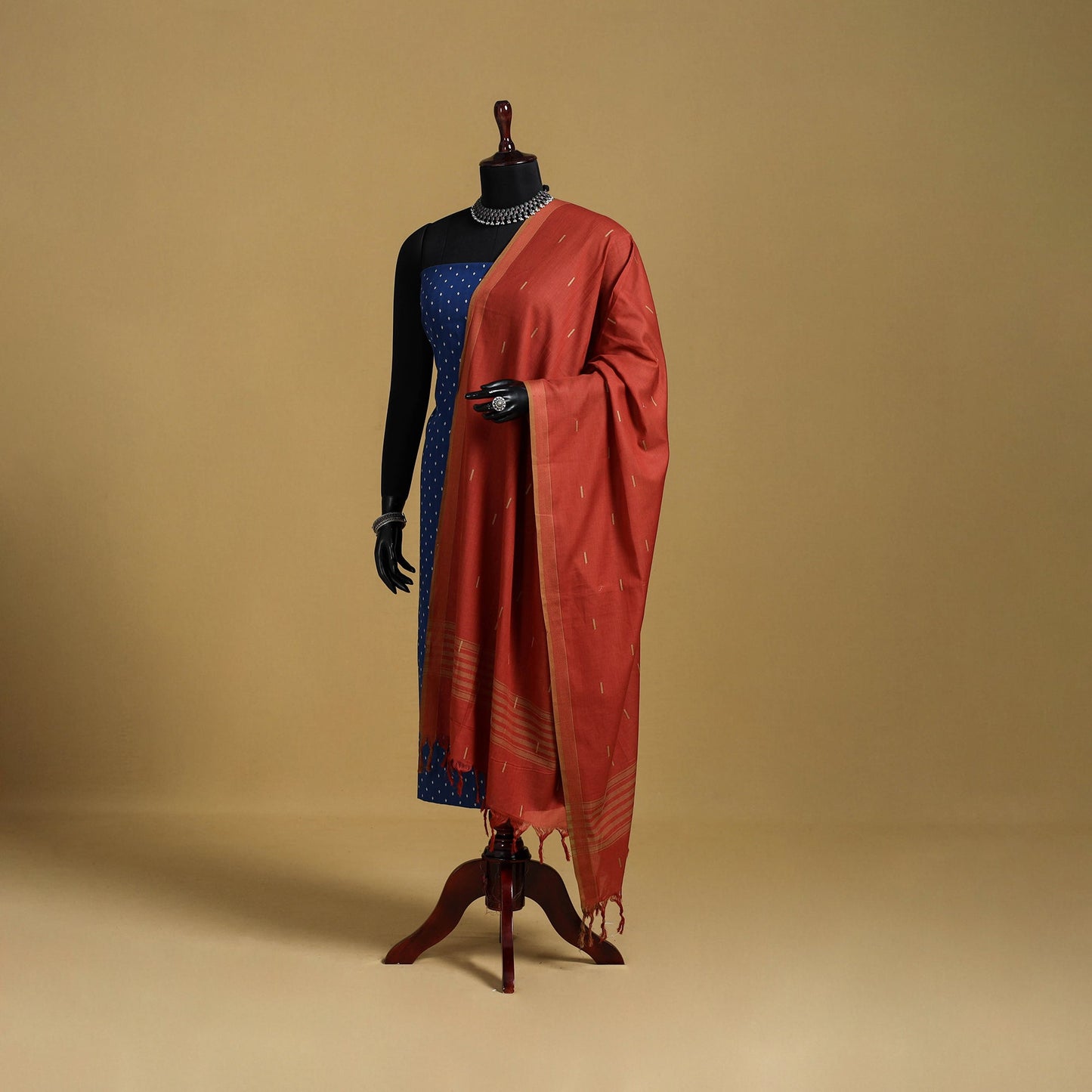 Red - cotton buti jacquard dupatta with thread border 28