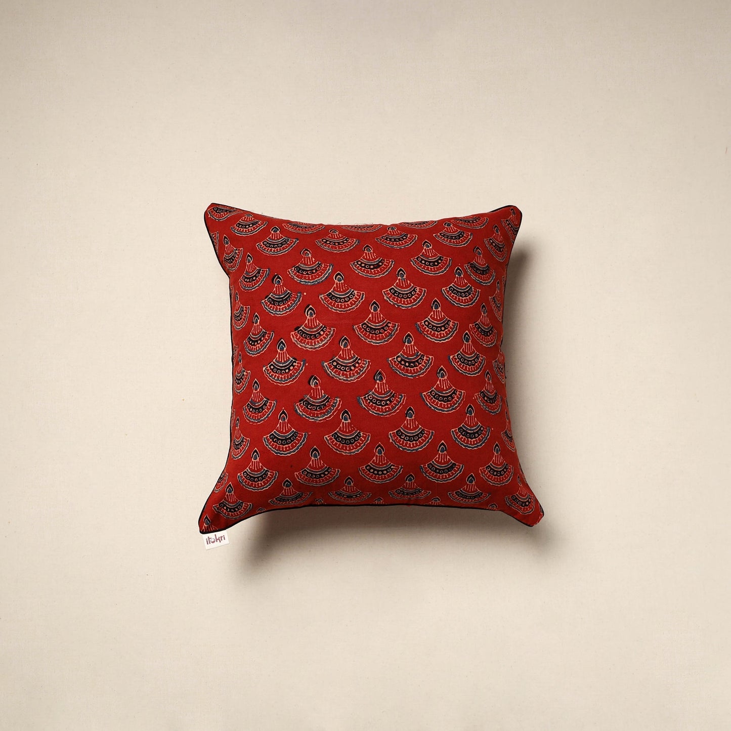 Cotton cushion cover 30 - handcrafted