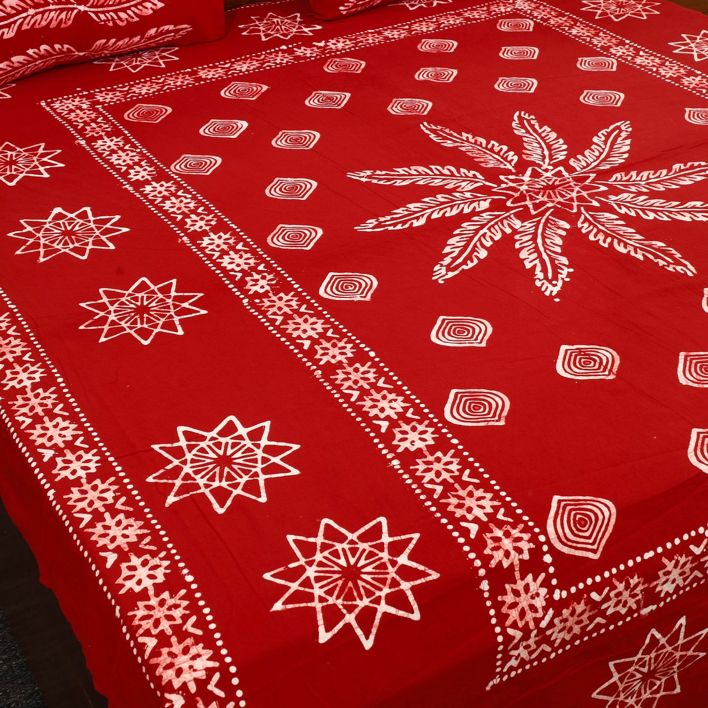 Buy Red Cotton Double Hand Batik Print Bed Sheet Set
