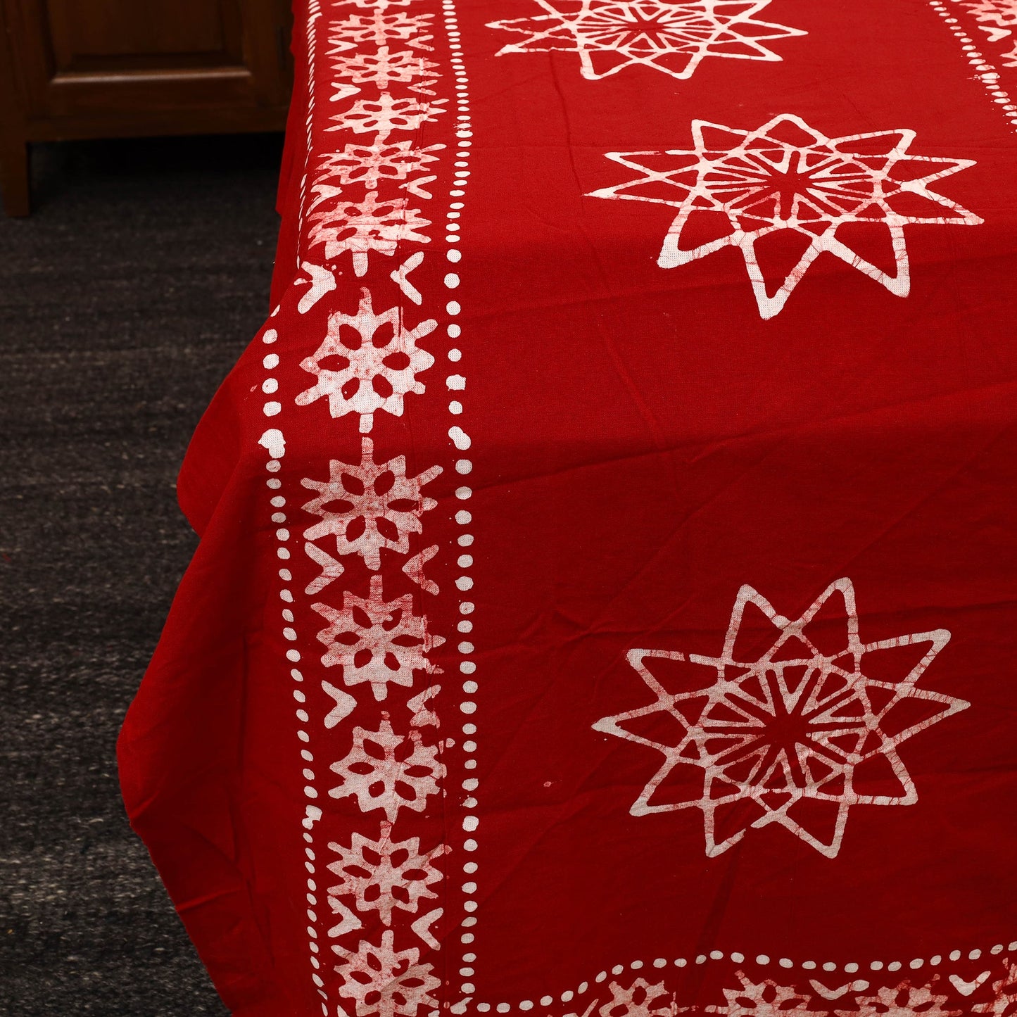 Buy Red Cotton Double Hand Batik Print Bed Sheet Set