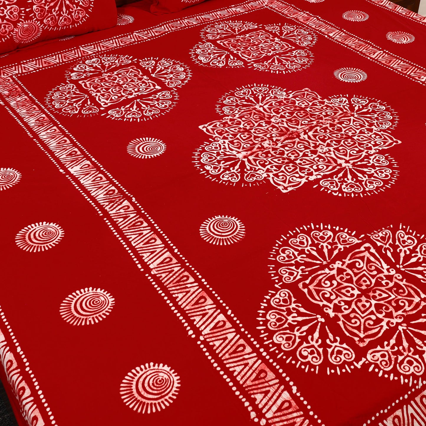 Red - cotton double hand batik bed sheet set 40