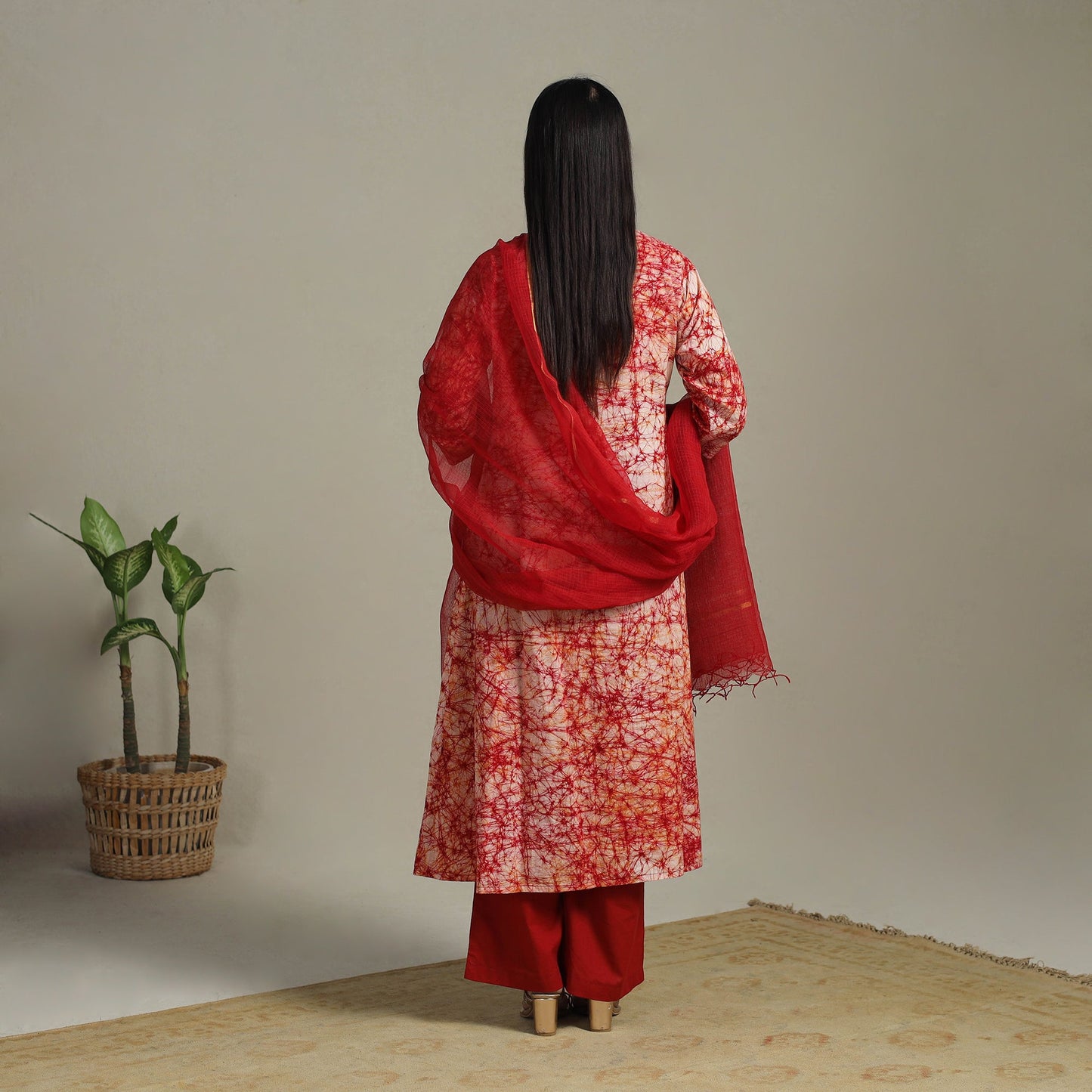 Red Cotton Hand Batik Print Kurta Set (Set of 3)