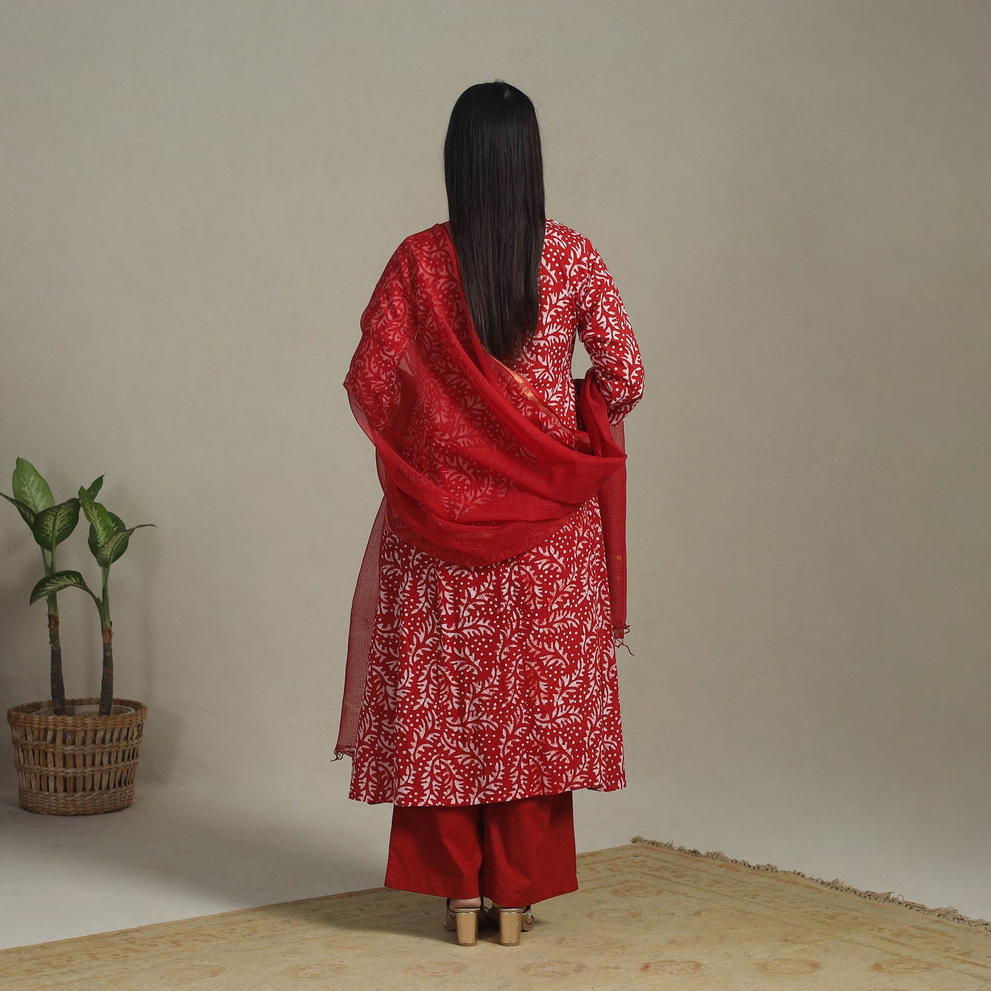 Red Cotton Hand Batik Print Kurta Set (Set of 3)