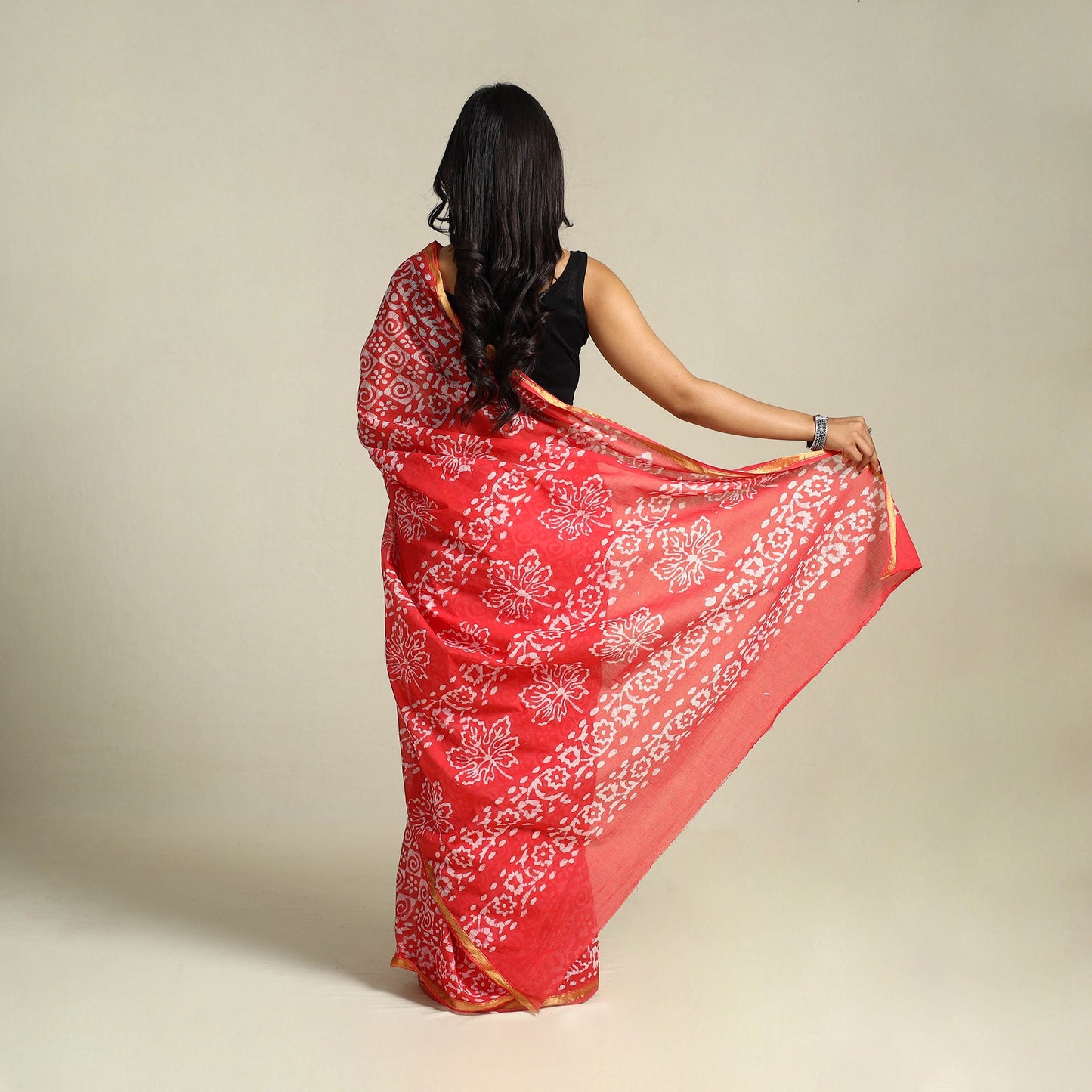 Red Cotton Hand Batik Print Saree with Blouse Piece