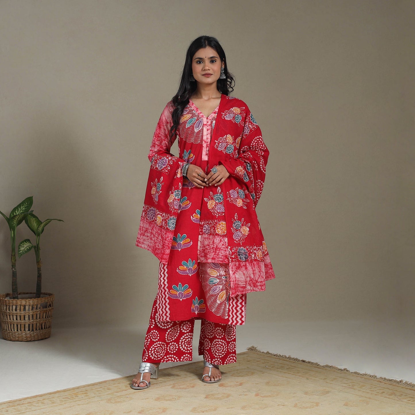Red Cotton Indonesian Hand Batik Print Kurta Set (Set of 3)