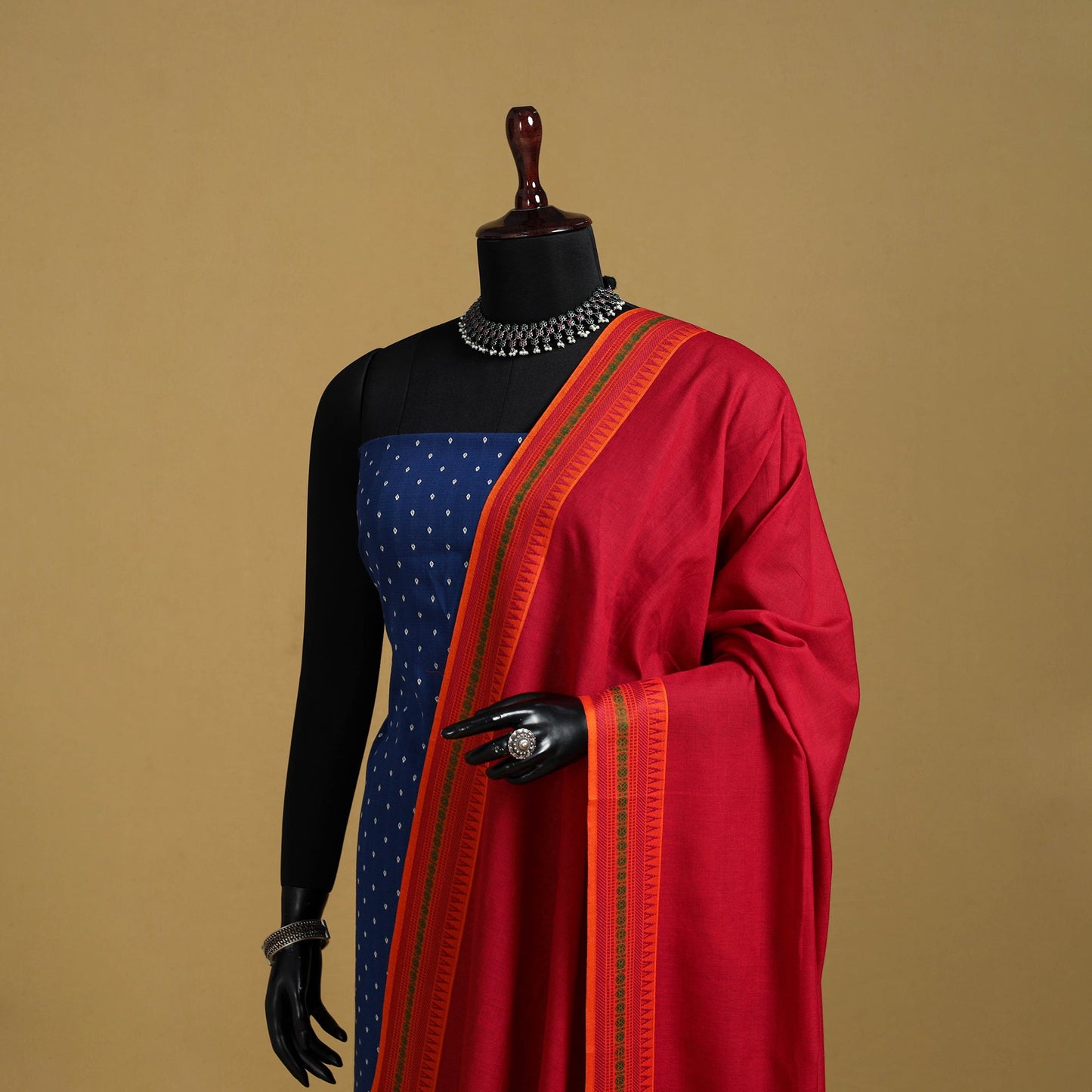 Red - cotton jacquard dupatta with thread border 12