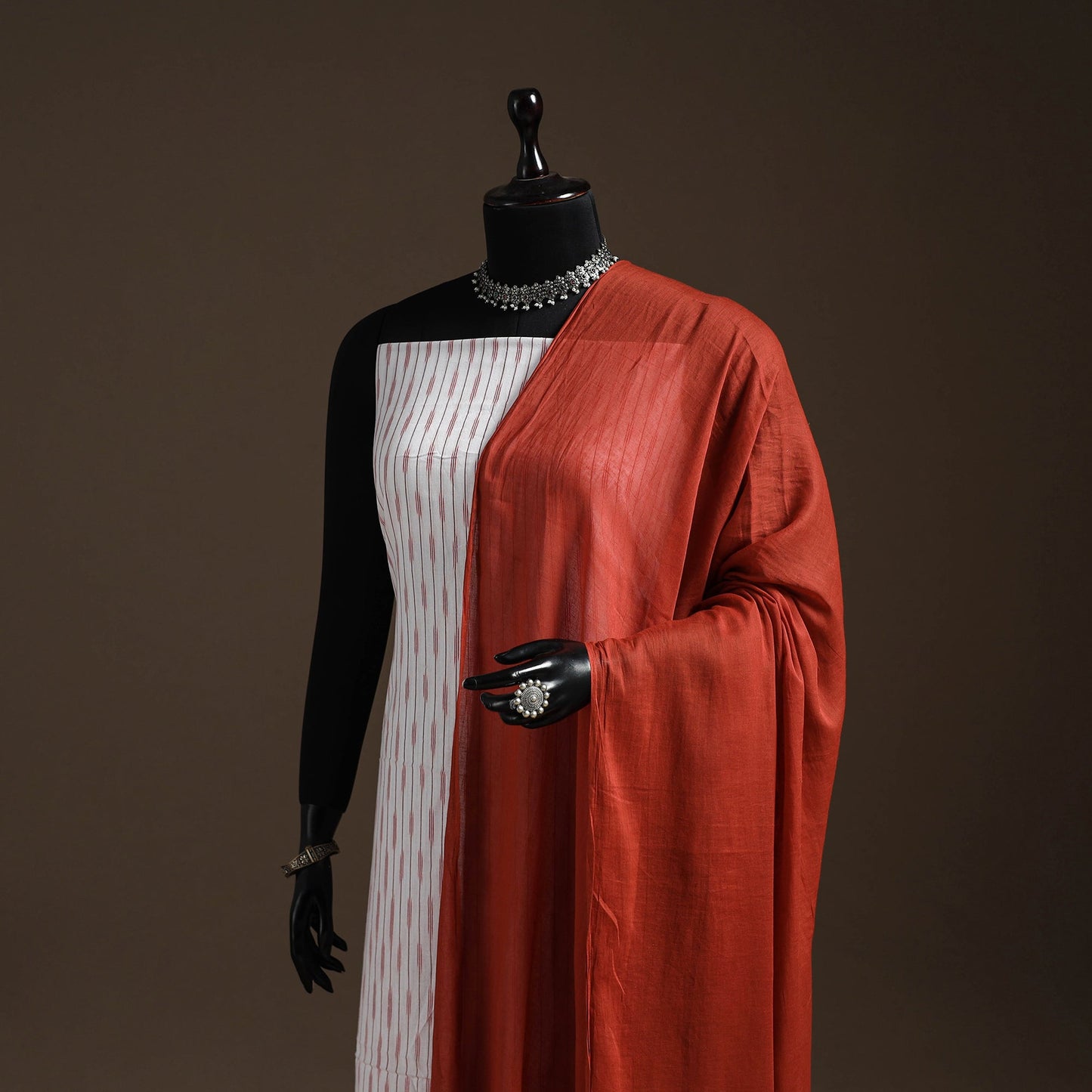 Cotton plain dupatta 01 - handcrafted