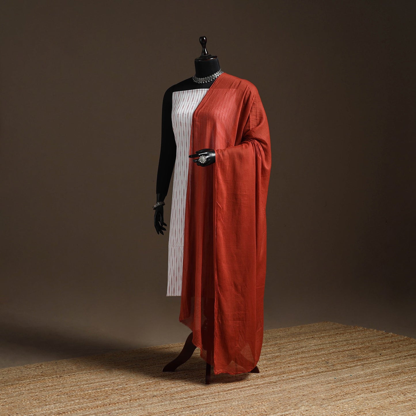 Cotton plain dupatta 01 - handcrafted